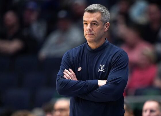 University of Virginia announces sudden retirement of basketball coach Tony Bennett | CNN