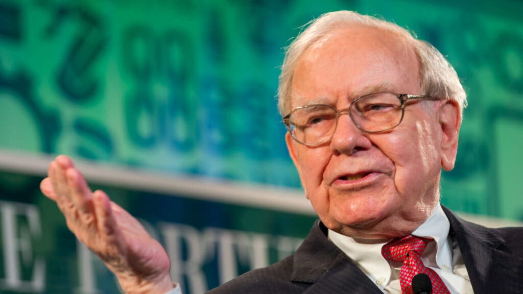 Warren Buffett Says He Wouldn’t Be Successful Today If He Didn’t Take This $100 College Class: ‘I Was That Terrified’