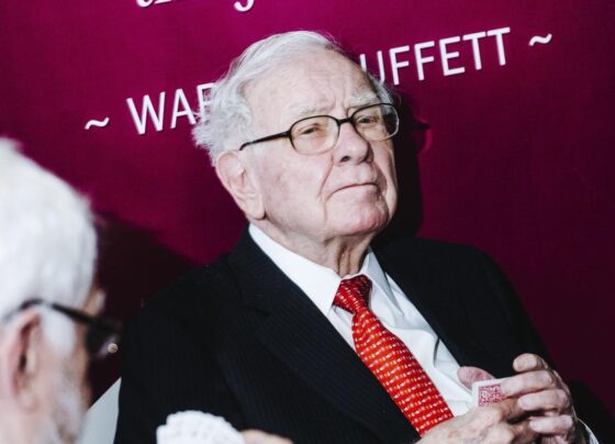 Warren Buffett Sells $338 Million of BofA Stock as Spree Slows