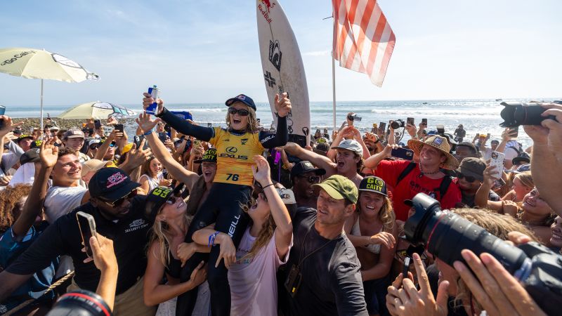 18-year-old US surfer Caitlin Simmers makes history becoming surfing’s youngest female world champion