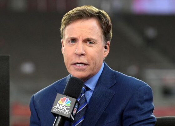 NBC broadcaster Bob Costas views the monitor before a Major League Baseball game circa 1983.