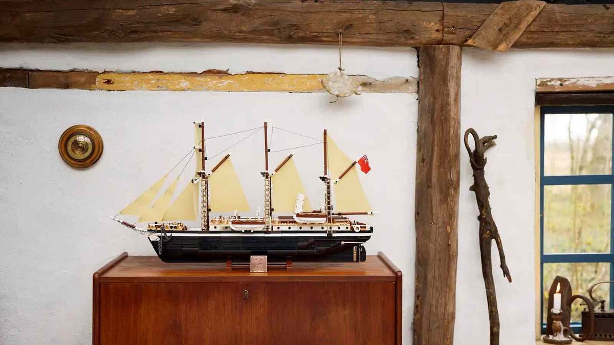 Lego will let you build Sir Ernest Shackleton’s iconic lost ship, the Endurance, in its next Icons set