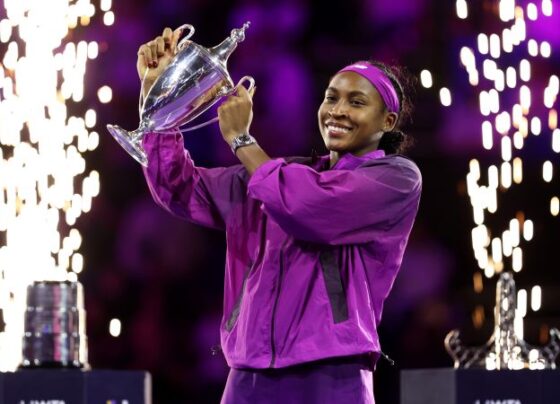 Aryna Sabalenka congratulates Coco Gauff after their match.