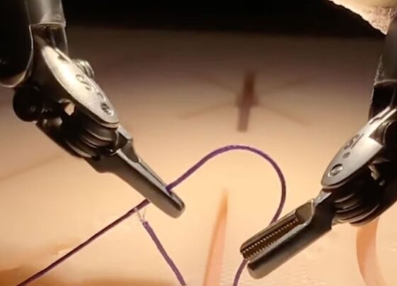 Surgical Robot Transformer Demo - YouTube