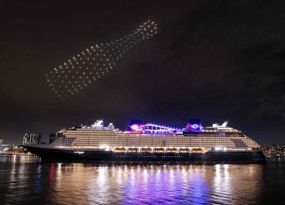 Watch: Disney christened its new cruise ship with an eye-popping 1,000-plus drone show