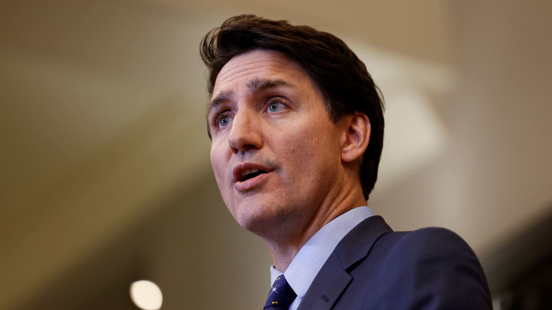 Canada Prime Minister Trudeau visits Florida to meet with Trump amid tariff threat