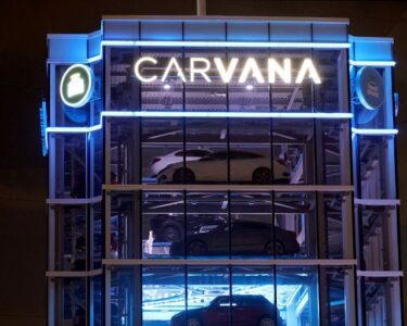 Carvana stock was nearly wiped out in 2022. It's rallied more than 7,000% since.