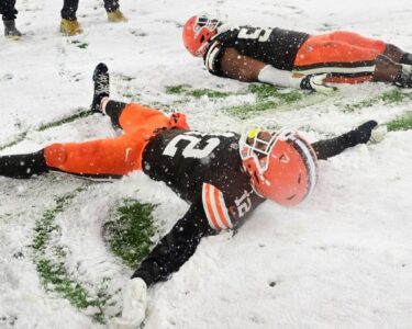 Pittsburgh Steelers players Nick Herbig and Patrick Queen celebrate a fumble against the Cleveland Browns in the fourth quarter.