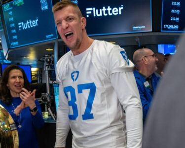 Former NFL star Rob Gronkowski says Apple stock was his best investment ever, turning $69,000 into $6000,000