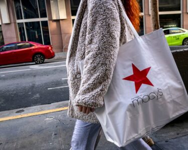 Macy's delays Q3 earnings report after accounting issue