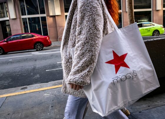 Macy's delays Q3 earnings report after accounting issue