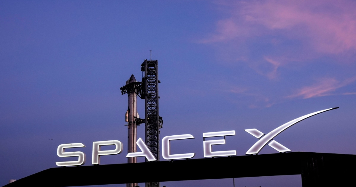 SpaceX completes sixth Starship flight, splashes down both booster and spacecraft