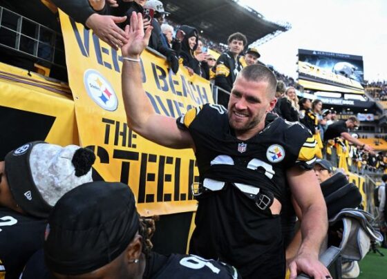 Boswell (No. 9) scored all of the Steelers' points in the win over the Ravens.