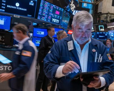 Stock market today: Indexes slide as tech sell-off ends 7-day winning streak