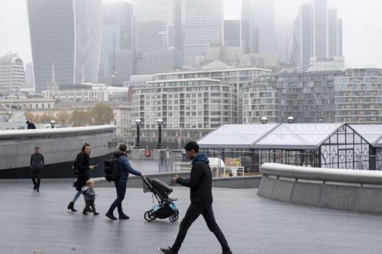 UK economy ekes out 0.1% growth, below expectations