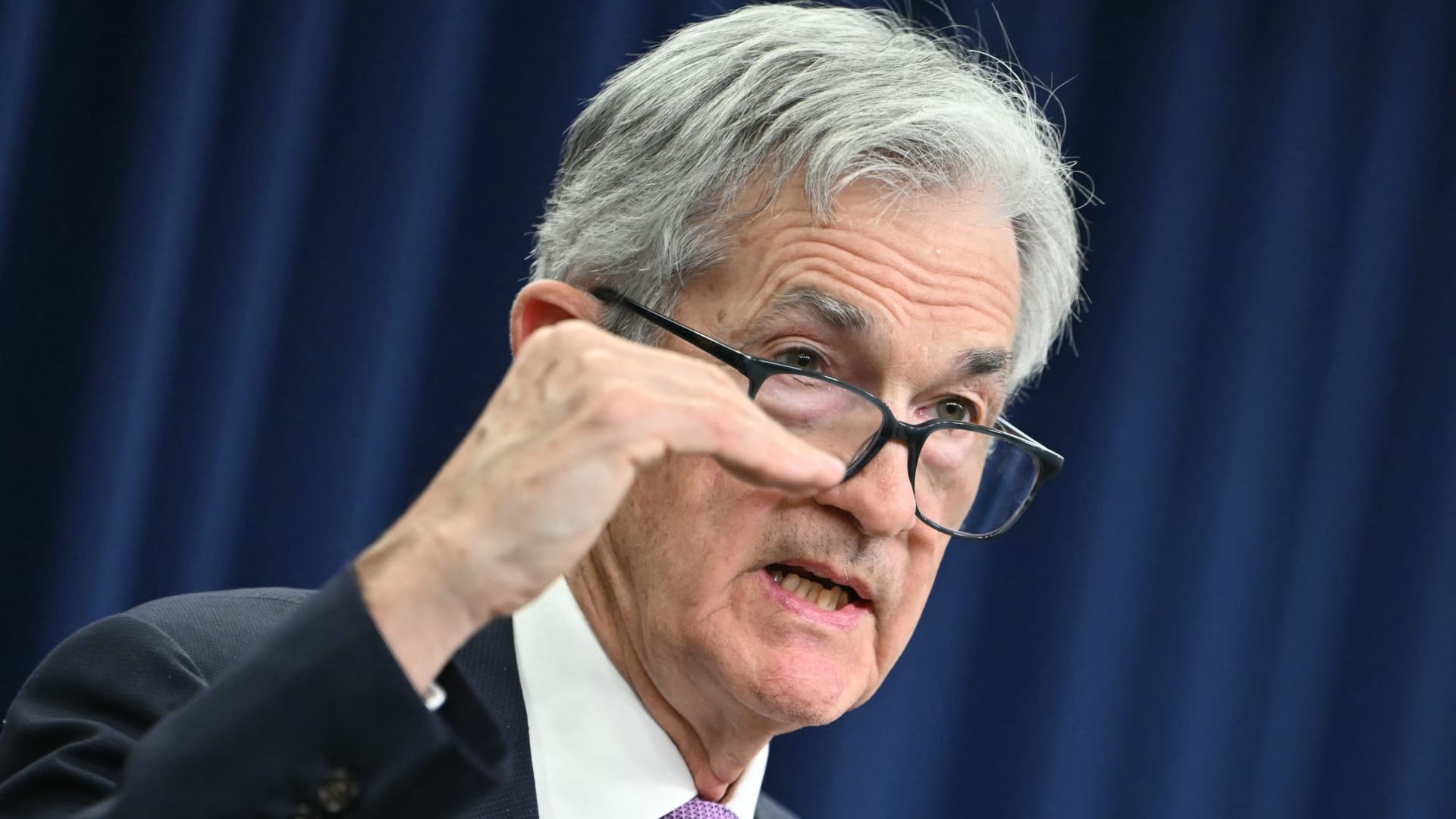 Watch Fed Chair Powell speak live to business leaders in Dallas area