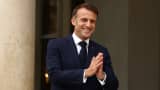 French President Emmanuel Macron greets journalists after meetings with guests at the Elysee Palace before the opening ceremony of the Paris 2024 Olympic Games in Paris, France, July 26, 2024. REUTERS/Yara Nard