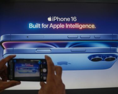 Apple stock has 26% upside as its AI strategy unlocks a 'new era' of growth, Wedbush says