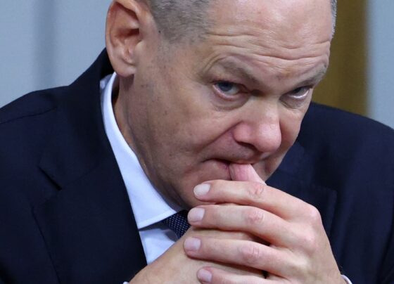 German Chancellor Olaf Scholz loses confidence vote