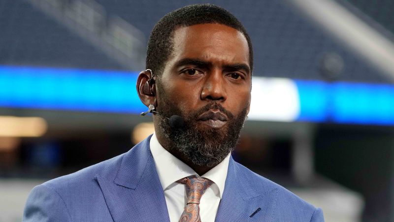 NFL legend Randy Moss asks for ‘prayers’ while revealing he is ‘battling something internally’ | CNN