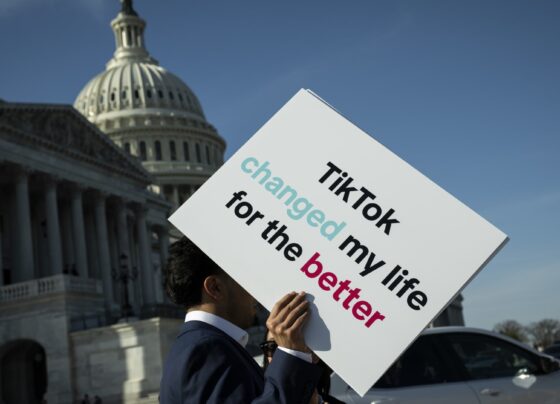 TikTok asks Supreme Court to block U.S. ban pending appeal