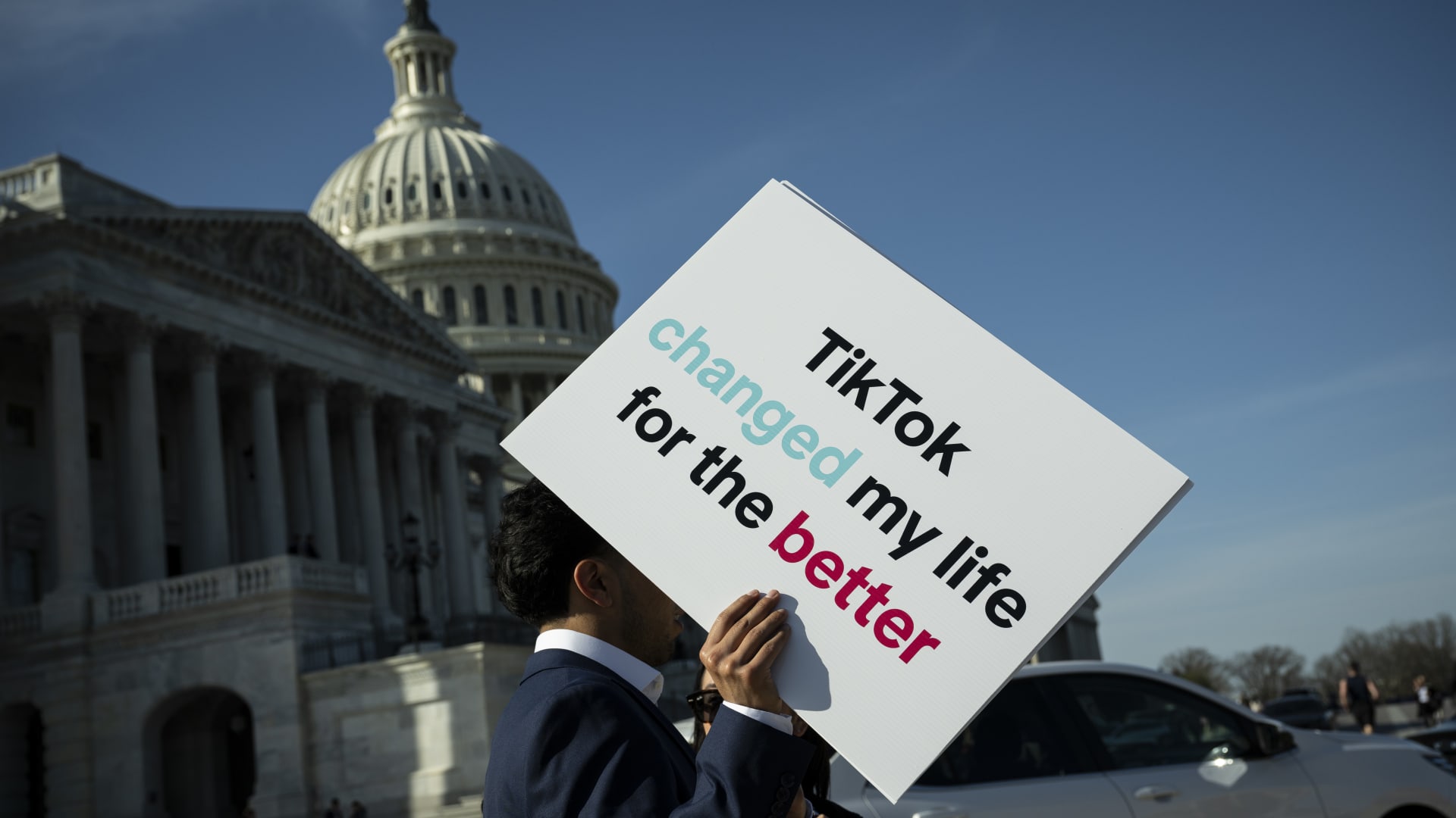 TikTok asks Supreme Court to block U.S. ban pending appeal