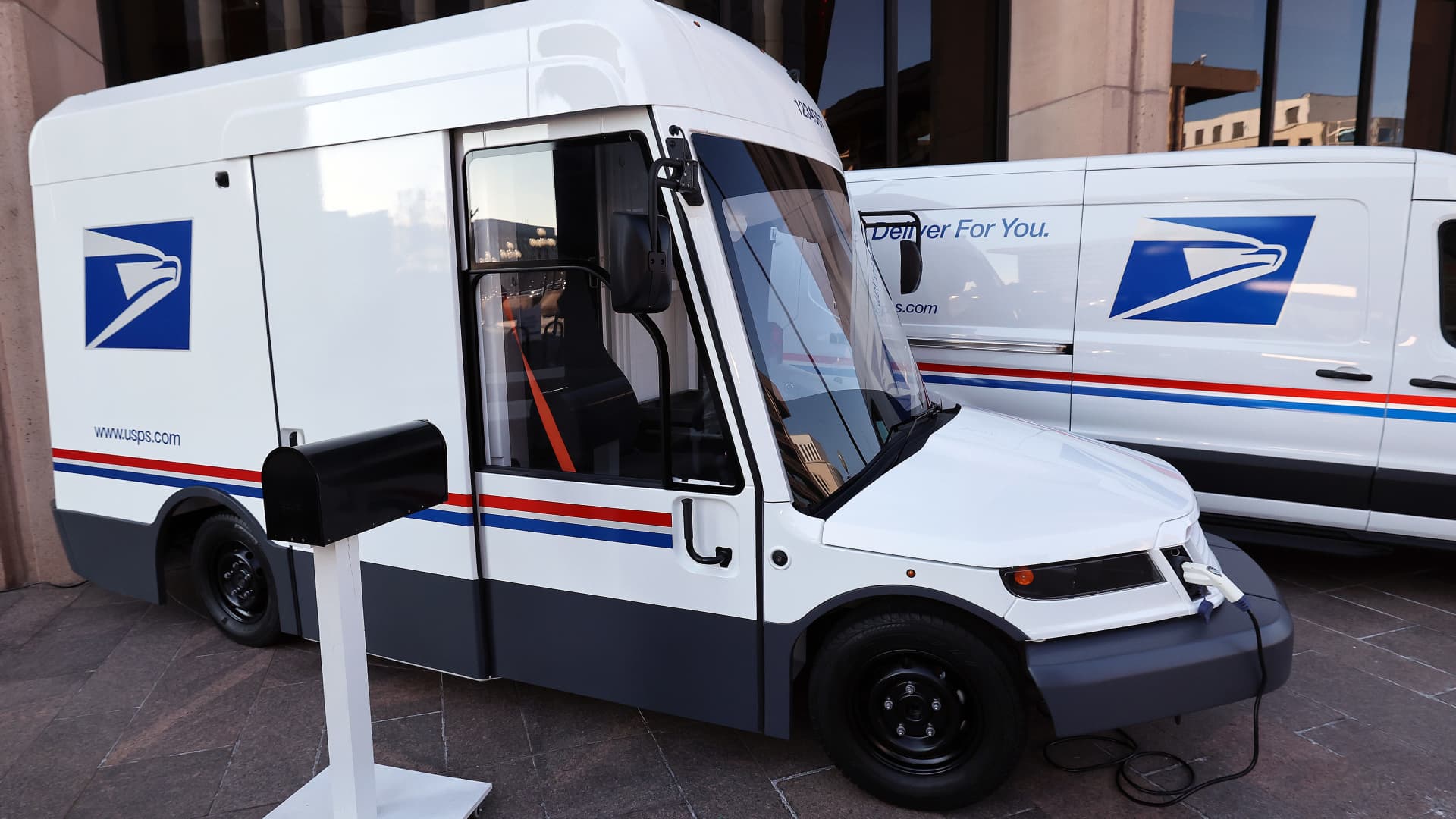 Trump may cancel U.S. Postal Service electric mail truck contract: Reuters