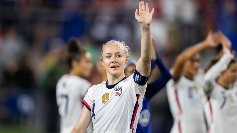 Two-time World Cup winner and former USWNT captain Becky Sauerbrunn announces her retirement | CNN