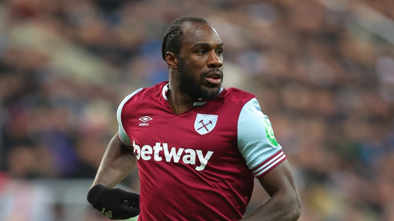 West Ham United’s Michail Antonio ‘conscious’ and in ‘stable condition’ after traffic accident | CNN