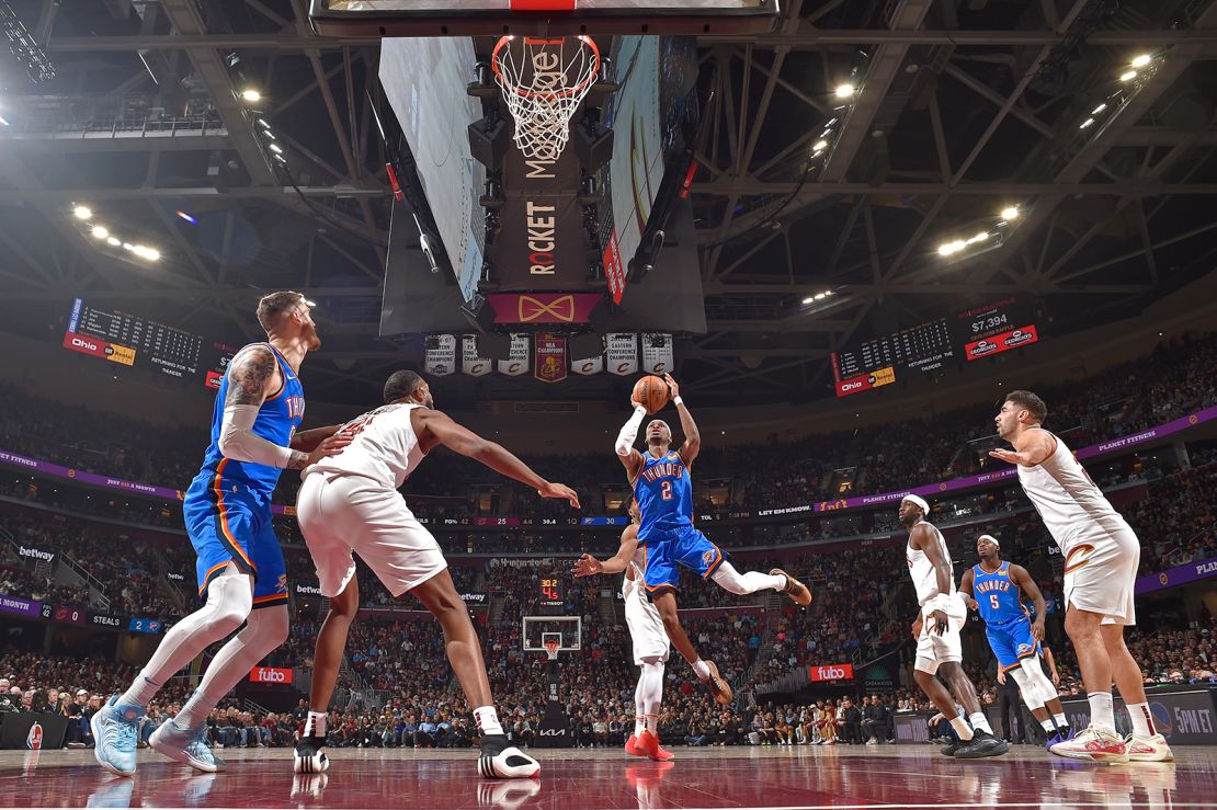 Shai Gilgeous-Alexander finished with a game-high 31 points against the Cleveland Cavaliers.