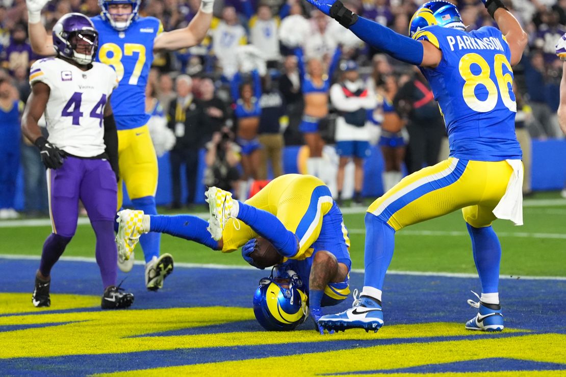 Los Angeles Rams running back Kyren Williams catches a five-yard touchdown pass from quarterback Matthew Stafford.