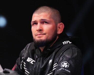 NEW YORK, NY - SEPTEMBER 20:  Lightweight Champion Khabib Nurmagomedov poses for photos during the UFC 229 Press Conference at Radio City Music Hall on September 20, 2018 in New York City.  (Photo by Steven Ryan/Getty Images)