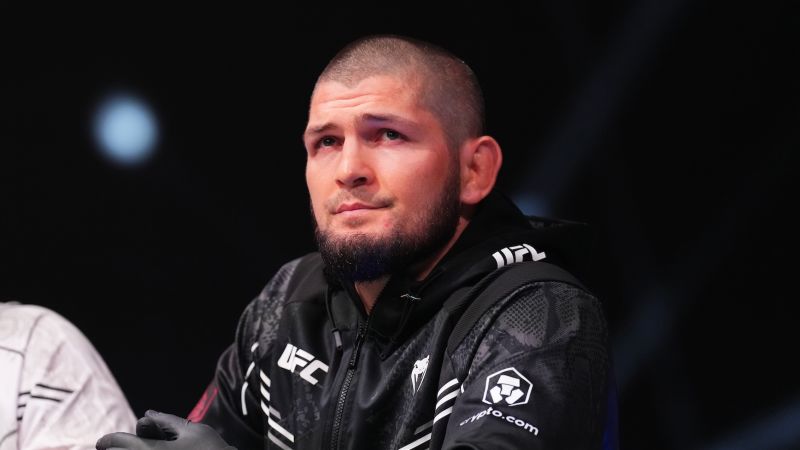 Former UFC champion Khabib Nurmagomedov escorted off Frontier Airlines plane after exit-row dispute | CNN