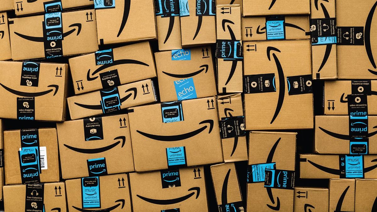 Amazon thinks AI helping you buy clothes is better than you sending back whatever doesn’t fit