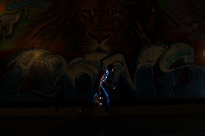 Detroit Lions running back David Montgomery walks to the locker room after losing to the Washington Commanders in Detroit on January 18.