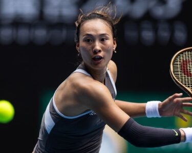 Australian Open: Last year’s finalist Zheng Qinwen stunned in biggest upset so far | CNN