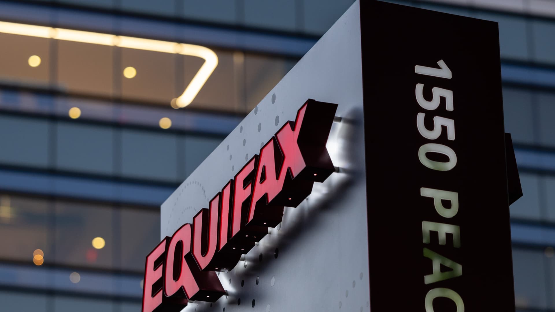 CFPB fines Equifax $15 million for errors on credit reports