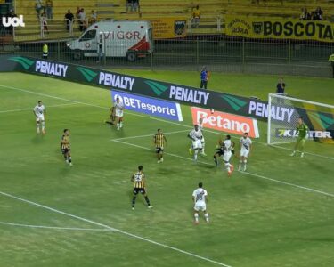 Incredible double bicycle kick goal in Brazilian soccer game sees crowd go wild | CNN