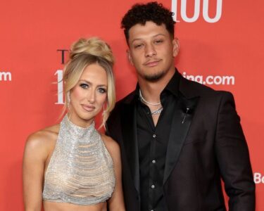 Kansas City Chiefs quarterback Patrick Mahomes and wife Brittany welcome baby No. 3 | CNN