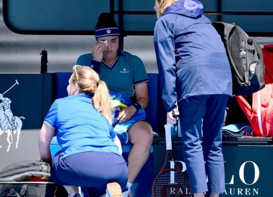 Jabeur (right) and Osorio speak after their match in Melbourne.