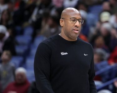 Sacramento Kings fire head coach Mike Brown amid early season struggles | CNN