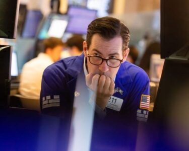 Stock market today: Tech rout extends sell-off as investors pare back rate-cut bets