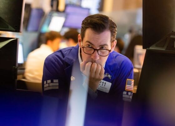 Stock market today: Tech rout extends sell-off as investors pare back rate-cut bets