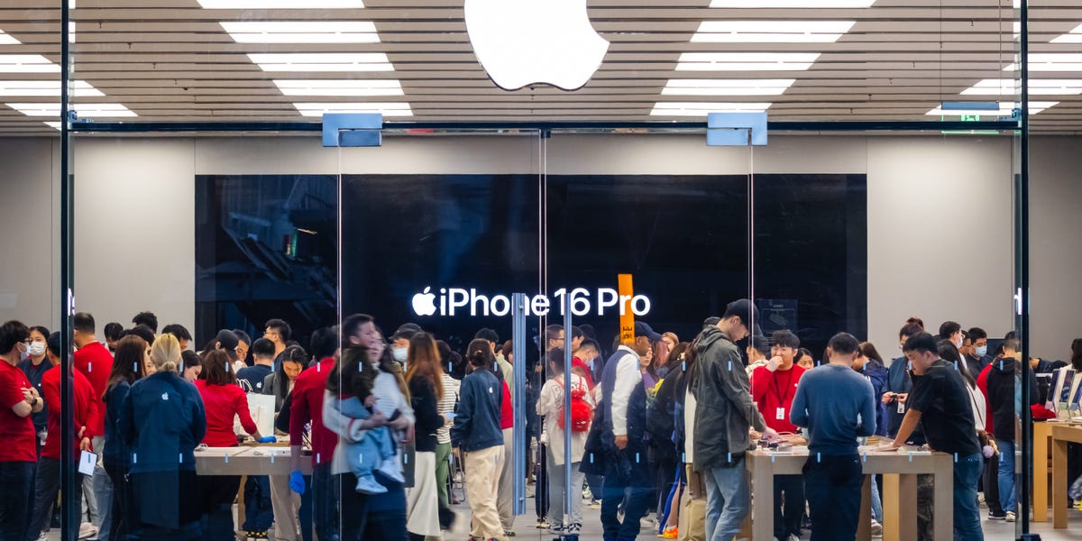 Wall Street is cautious on iPhone sales ahead of Apple earnings but analysts hope AI will shine