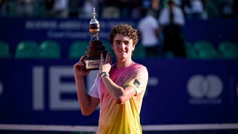 18-year-old João Fonseca wins ‘dream’ first ATP Tour title at Argentina Open | CNN