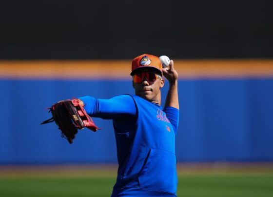 PORT ST. LUCIE, FLORIDA - FEBRUARY 17: Juan Soto #22 of the New York Mets warms up during spring training workouts at Clover Park on February 17, 2025 in Port St. Lucie, Florida. (Photo by Rich Storry/Getty Images)