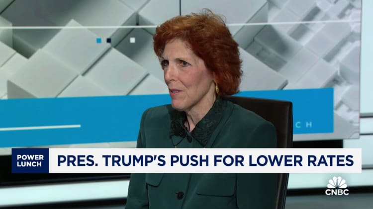 There's no compelling reason to cut rates, says Fmr. Cleveland Fed President Loretta Mester