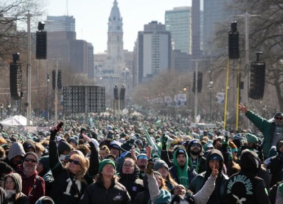 Fans celebrate the Eagles' second Super Bowl title in franchise history.